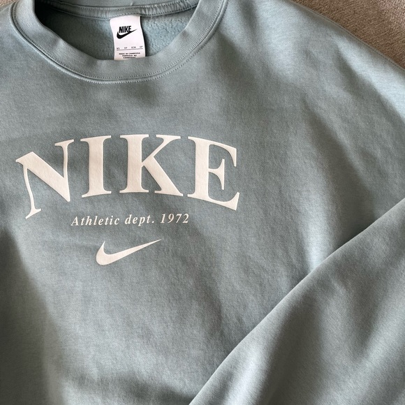 Nike women oversized crewneck - Picture 2 of 3